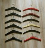 12 vintage skai kledinghangers/ hangertjes, samen voor €12,=, Huis en Inrichting, Woonaccessoires | Kapstokken, Overige materialen