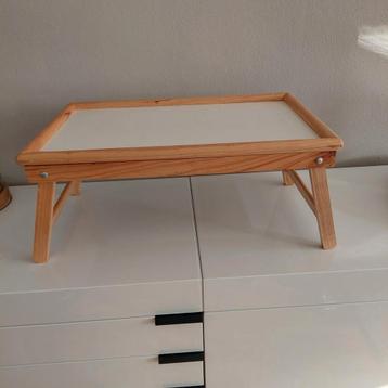 Bedtafeltje / Banktafeltje beschikbaar voor biedingen