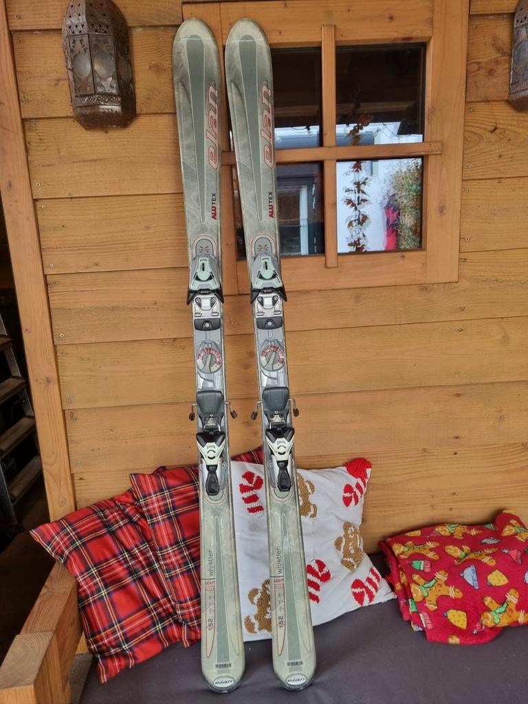 Elan Ski's 152, 140 tot 160 cm, Gebruikt, Carve, Skiën
