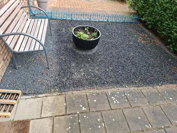 GRATIS!!! Grind met worteldoek beschikbaar voor biedingen