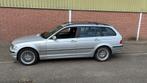 BMW 3-Serie 2.5 XI 325 Touring AUT 2001 Grijs, Auto's, BMW, Automaat, Stof, 101 €/maand, Zwart