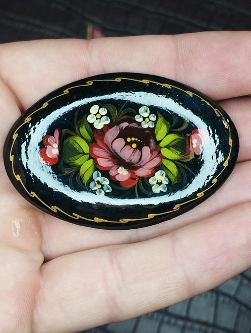 prachtige USSR-broche met handtekening van de kunstenaar, Sieraden, Tassen en Uiterlijk, Broches, Zo goed als nieuw, Overige materialen
