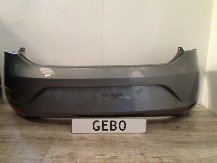 BUMPER ACHTER Seat Leon (5FB) (5F0807421421A), Auto-onderdelen, Carrosserie en Plaatwerk, Bumper, Seat, Achter, Gebruikt