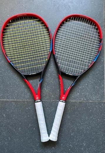 2x Yonex Vcore 100l zgan, grip 1 tennisrackets beschikbaar voor biedingen