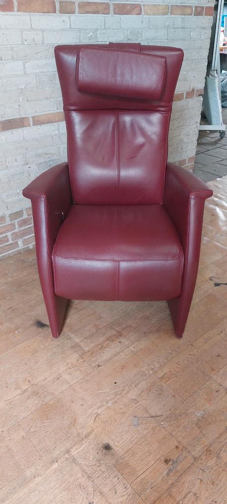 Prominent Relaxfauteuil - Bordeaux Rood Leer 46/48 zithoogte, Huis en Inrichting, Fauteuils, Ophalen