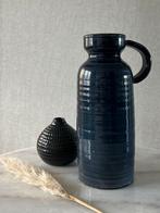 Vaas (donkerblauw), Huis en Inrichting, Woonaccessoires | Vazen, Minder dan 50 cm, Glas, Blauw, Ophalen of Verzenden