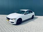 BMW 320i Aut8 F30 NAP RDW 2e eigenaar Carbon 184pk M pakket, Automaat, 74 €/maand, 4 cilinders, Wit