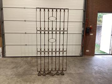 Smeedijzeren sierhekwerk voor afscheiding interieur  beschikbaar voor biedingen