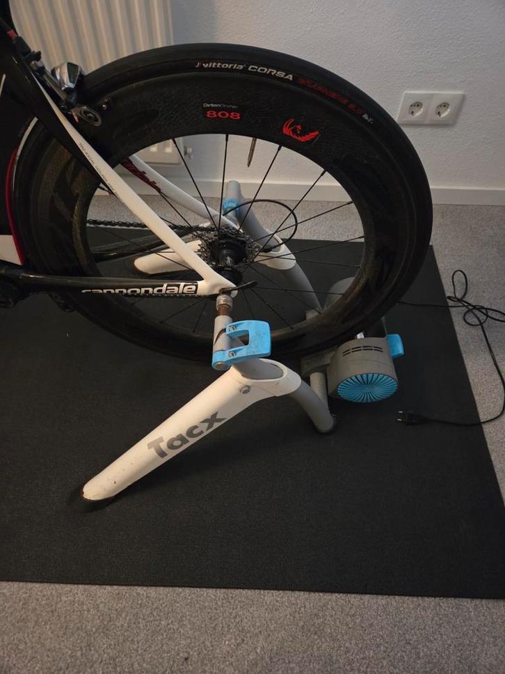 Bijna gratis:Tacx Vortex T1960 met computer en scherm, Sport en Fitness, Fitnessmaterialen, Gebruikt, Overige typen, Benen, Ophalen