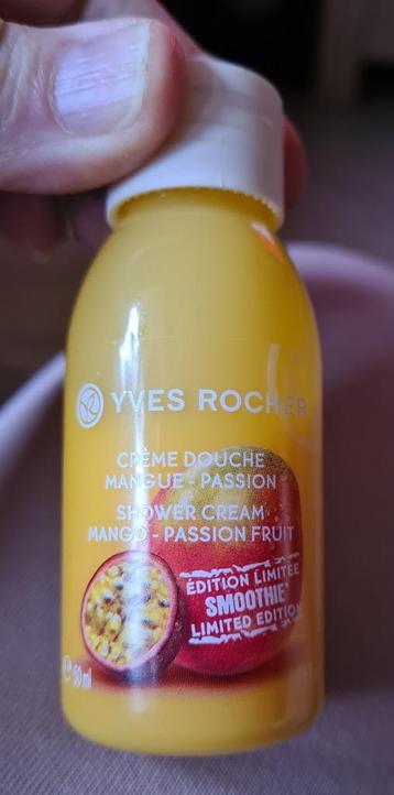 Badschuim Yves Rocher limited edition  beschikbaar voor biedingen