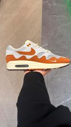 Patta x Nike Air Max 1 Monarch - Maat 42,5, Kleding | Heren, Schoenen, Ophalen of Verzenden, Zo goed als nieuw