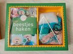 3 sets breien en haken met boekjes - beestjes, amigurumi, Ophalen of Verzenden, Nieuw, Breien of Haken, Patroon of Boek