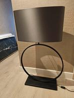 Grote tafellamp met kap, Ophalen, Zo goed als nieuw