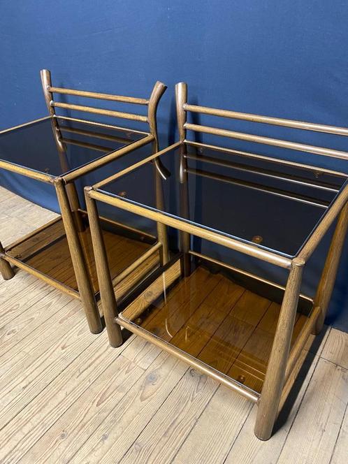 Vintage nachtkastjes metaal houtlook en rookglas, Huis en Inrichting, Tafels | Sidetables, Gebruikt, 25 tot 50 cm, 50 tot 100 cm