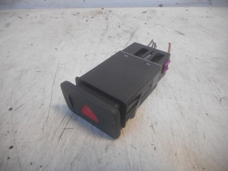 Alarmlichten Schakelaar Volkswagen Golf IV (1J1) 1jo953235j, Auto-onderdelen, Gebruikt, Volkswagen, Volkswagen AG, Kundenbetreuung@volkswagen.de