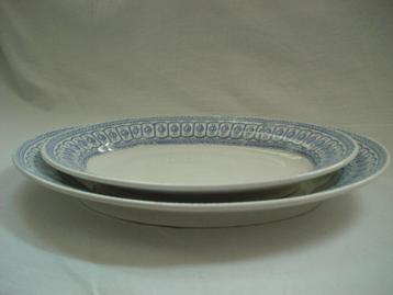 2 Rubis schalen Petrus Regout beschikbaar voor biedingen