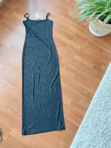 Nieuw! Stradivarius jurk zwart, maat S XS 34 36 beschikbaar voor biedingen