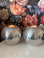 2 zilverkleurige ronde kandelaars, Gebruikt, Overige kleuren, Ophalen of Verzenden, Metaal