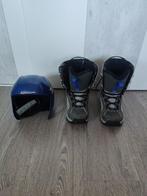 snowboardschoenen en helm, Ophalen of Verzenden, Zo goed als nieuw, Schoenen