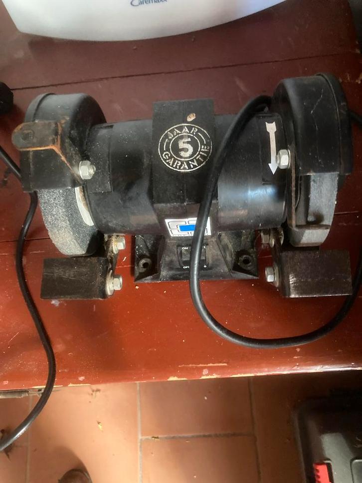 Dubbele Slijpmachine - Werkbankslijpmachine, Doe-het-zelf en Verbouw, Gereedschap | Slijpmachines, Gebruikt, Werkbankslijpmachine
