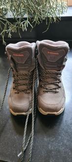Lowa hoge wandelschoenen (dames) - maat 41, Ophalen of Verzenden, Zo goed als nieuw, Schoenen
