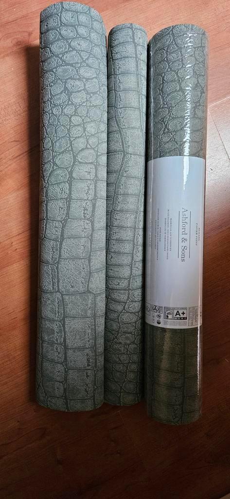 Ashford & Sons Behang - Groen krokodillenpatroon, Huis en Inrichting, Stoffering | Behang, Grijs, 75 m² of meer, Ophalen of Verzenden