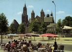 Maastricht, Het gezellige Vrijthof - terras - 1977 gelopen, Gelopen, Ophalen of Verzenden, Limburg