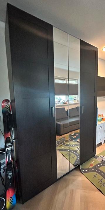 Ikea Pax kast 200x236x58 met inrichting beschikbaar voor biedingen