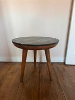 Mooi zwaar salontafeltje met marmeren blad, Huis en Inrichting, Gebruikt, Rond, 55 tot 75 cm, Hout