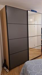 Ruime kledingkast met spiegelschuifdeur, Huis en Inrichting, Kasten | Kledingkasten, 200 cm of meer, Met hangruimte, Eikenhout