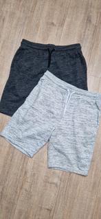2 korte joggingbroeken maat 164, Broek, Gebruikt, H&M, Ophalen of Verzenden