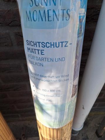 Balkon/ tuinscherm beschikbaar voor biedingen
