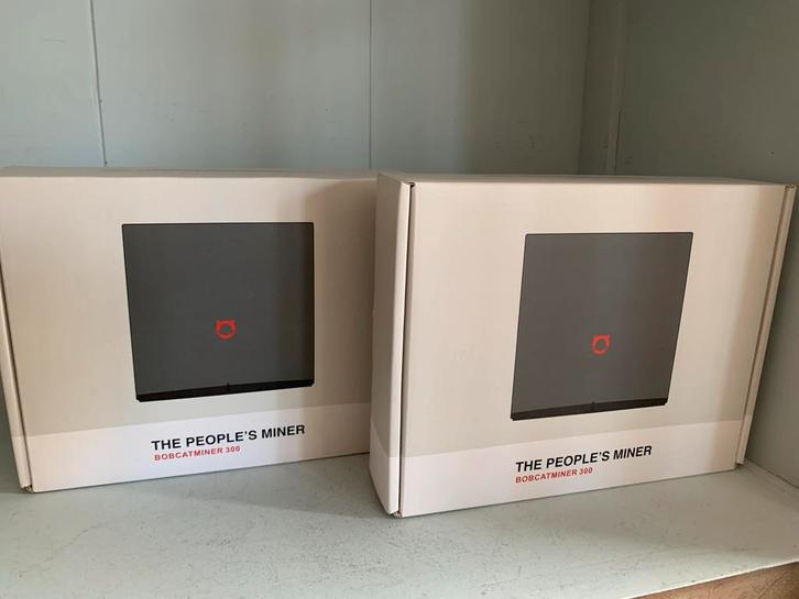 Bobcatminer (2x) - Nieuw in doos! Crypto professioneel, Computers en Software, Accesspoints, Nieuw, Ophalen of Verzenden