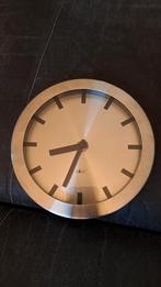 Kleine RVS wandklok merk Zack, Ophalen of Verzenden, Wandklok