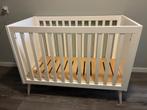 Europe Baby Sterre Ledikant - 70 x 140 cm - Wit / Naturel, Kinderen en Baby's, Babywiegjes en Ledikanten, Ophalen, Gebruikt, Ledikant