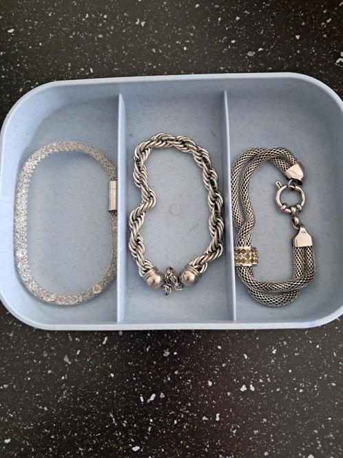 Armbandjes Fantasie 3 stuks, Sieraden, Tassen en Uiterlijk, Armbanden, Gebruikt, Overige materialen, Zilver, Met strass, Ophalen of Verzenden