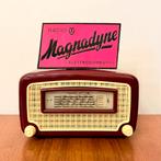 VINTAGE MINI BUIZENRADIO MAGNADYNE A7 1956 BAKELIET RADIO, Verzenden