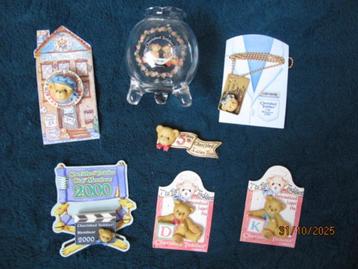 cherished teddies: broches - spelden - vaasje e.d. beschikbaar voor biedingen