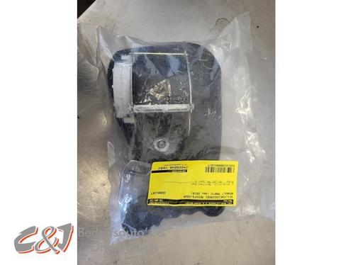Veiligheidsgordel rechts-voor van een Renault Trafic, Auto-onderdelen, Interieur en Bekleding, Renault, Gebruikt, 3 maanden garantie