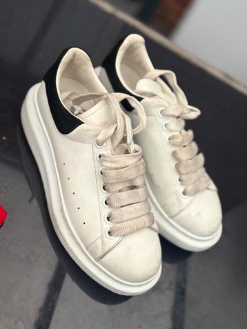 Alexander McQUEEN maat 35,5 origineel beschikbaar voor biedingen