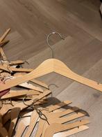 IKEA Houten Kledinghangers - 38 Stuks, Kleding | Dames, Kledinghangers, Ophalen of Verzenden, Zo goed als nieuw, Hout, Volwassenen