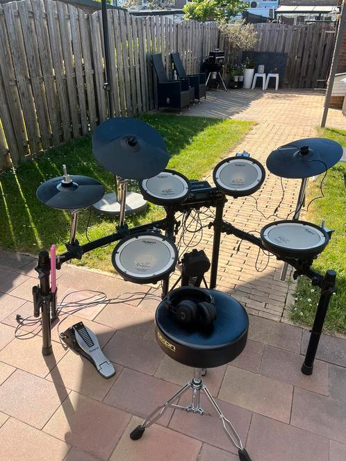 Roland E-drumstel TD-4 mesh pads, Muziek en Instrumenten, Drumstellen en Slagwerk, Zo goed als nieuw, Roland, Ophalen