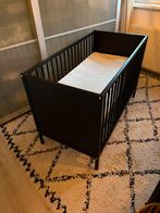 Puck ledikant zwart + Tencel matras met Airgosafe topper, Ophalen, Zo goed als nieuw, Ledikant