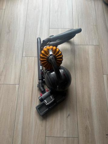 Dyson DC52 Extra Allergy Stofzuiger beschikbaar voor biedingen