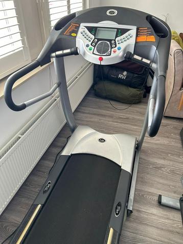 Fitness/Cardio apparatuur loopband,roeimachine,trilplaat beschikbaar voor biedingen