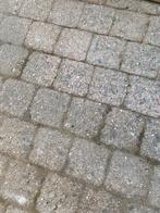 Betonnen “rose” cobblestones 10x10 gratis, Ophalen, Gebruikt, Klinkers, 10 m² of meer