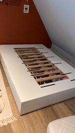 Twijfelaar van Ikea, wit, met 6 laden, 140x200, Huis en Inrichting, Slaapkamer | Bedden, Ophalen, Wit, 140 cm, Zo goed als nieuw