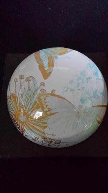 Glas Art ~ Presse Papier VLINDER ~ Halve glazen BOL Ø 8 cm beschikbaar voor biedingen