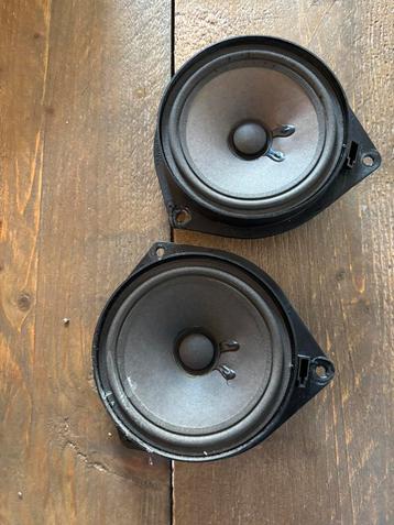 Gratis - twee 130mm autospeakers beschikbaar voor biedingen