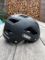 ABUS Hyban 2.0 Fietshelm - Zo goed als nieuw, Fietsen en Brommers, Fietsaccessoires | Fietshelmen, Ophalen, Zo goed als nieuw